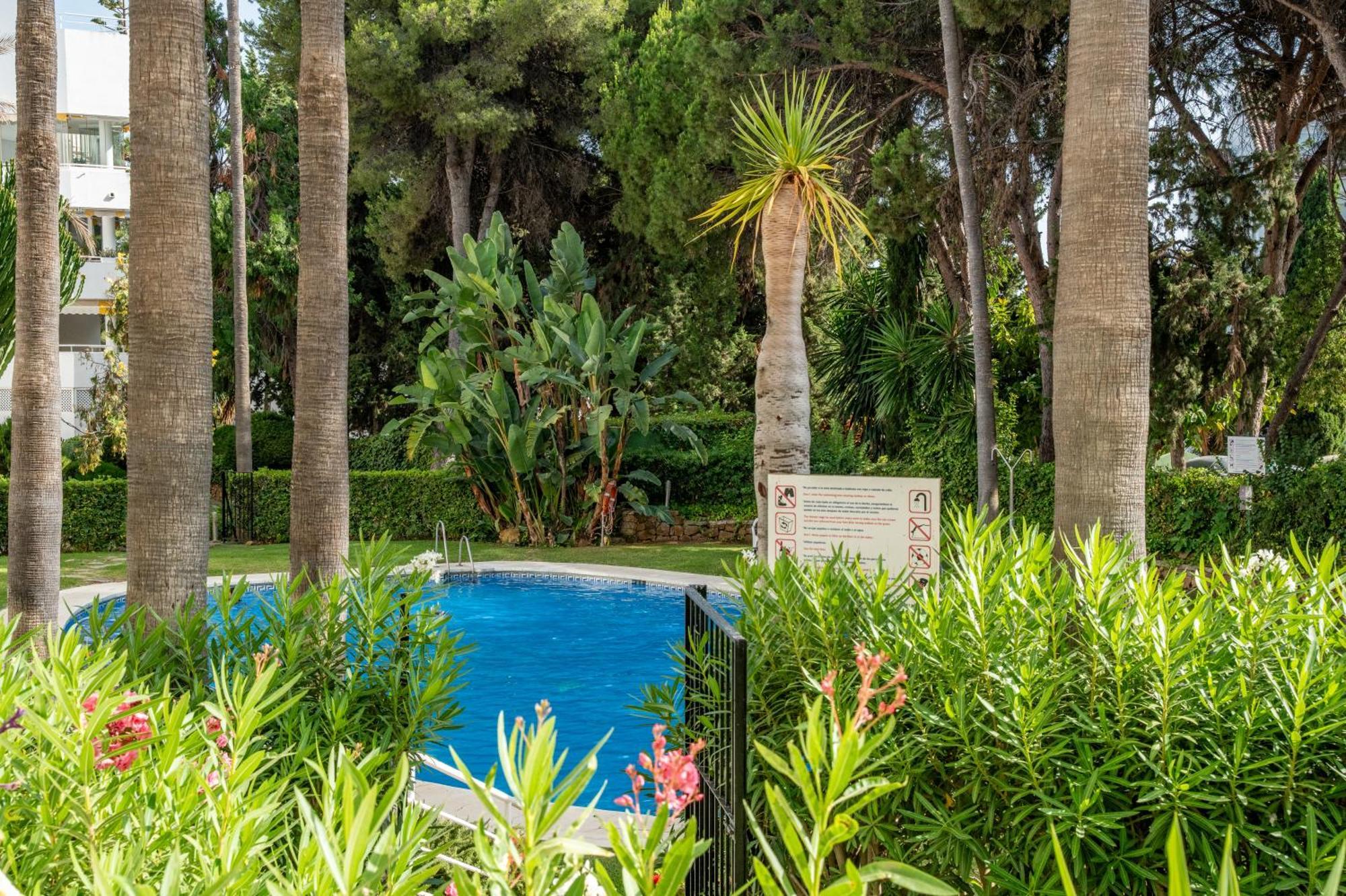 Renovated 2 Bedroom 5 Min Walk To The Marbella